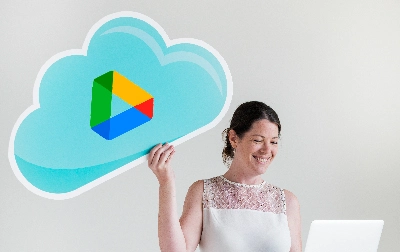 ¿Cómo debo organizar mis carpetas en Google Drive?