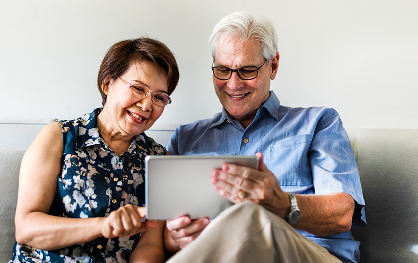 3 consejos de seguridad digital para adultos mayores al usar internet