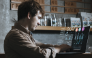 4 herramientas de IA para crear contenido sin complicarte mucho